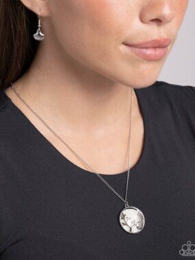 Opulent Ostentation Necklace